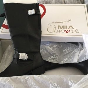 Mia amore black vintage black boots 8w
